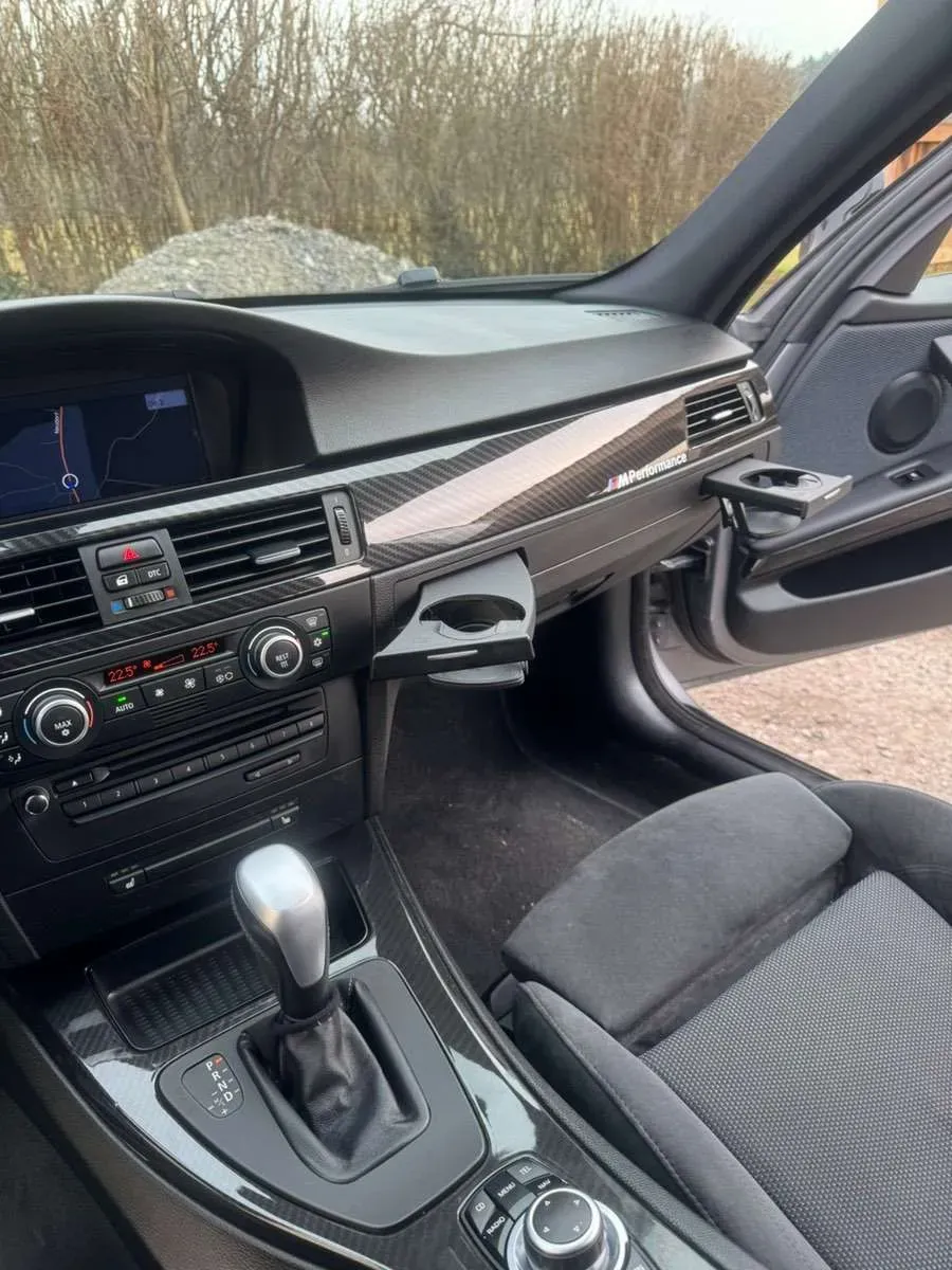 BMW 3 Series 2008 photo 2