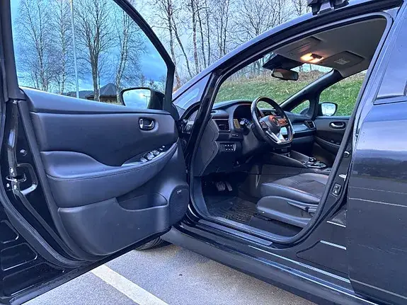 Nissan Leaf 2018 photo 5
