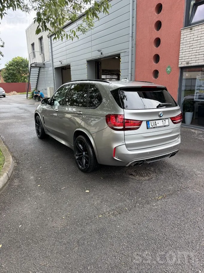 BMW X5 2015 photo 4