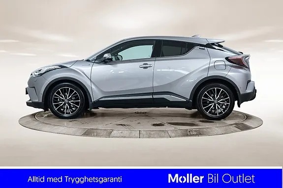 Toyota C-Hr 2017 photo 2