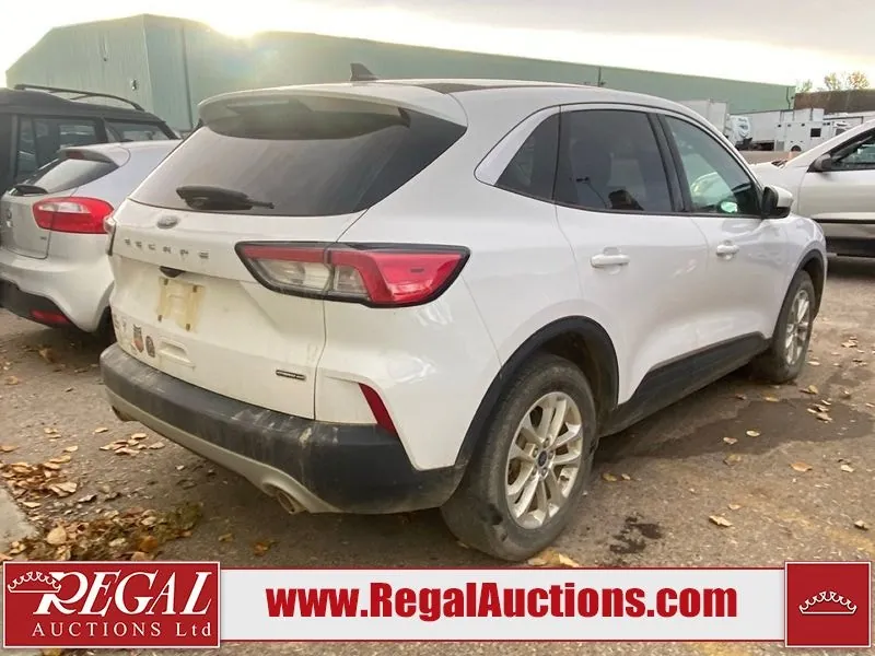 Ford Escape 2021 photo 3