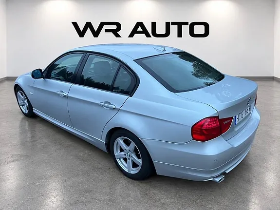 BMW 320D 2009 photo 4
