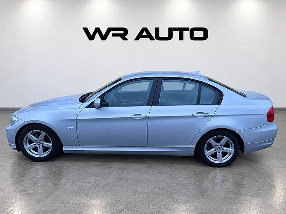 BMW 320D 2009 photo 3