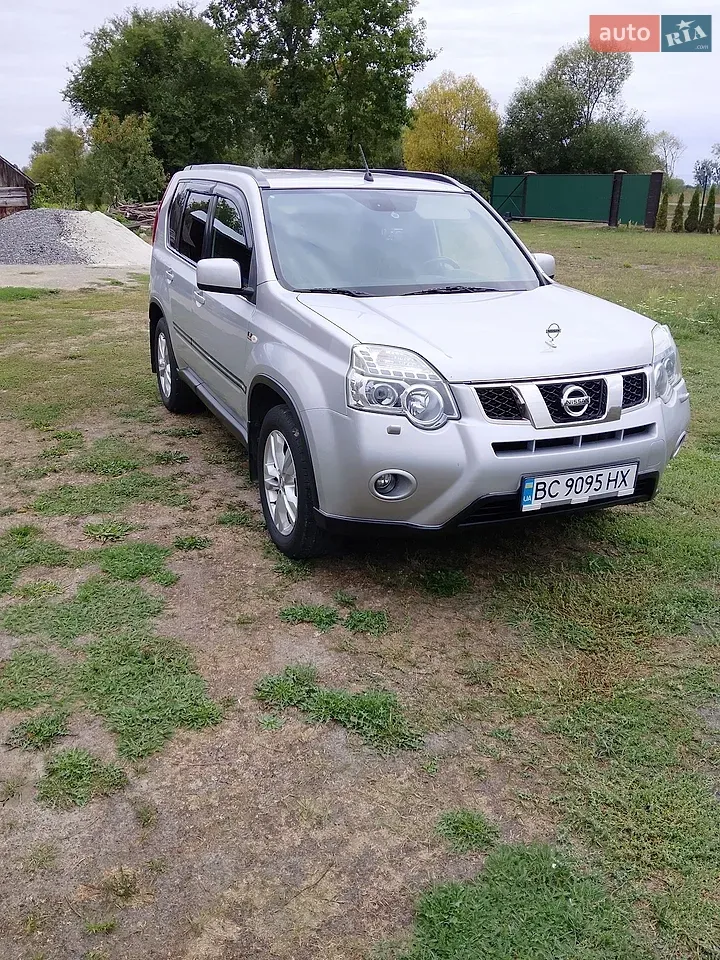 Nissan X-Trail 2013 photo 4