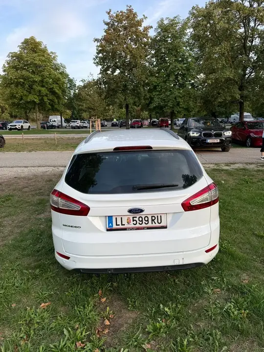 Ford Mondeo 2013 photo 2
