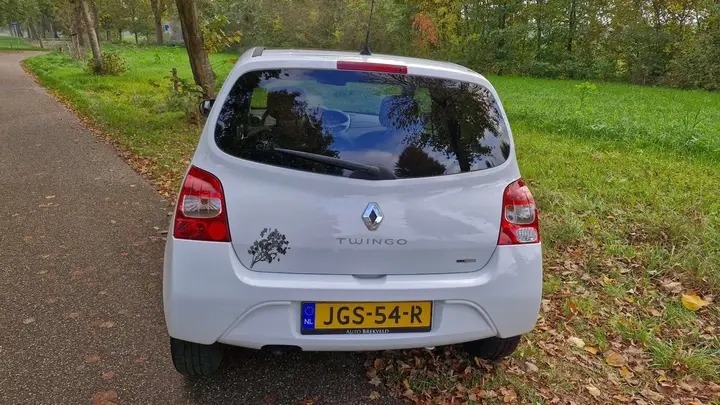 Renault Twingo 2010 photo 4