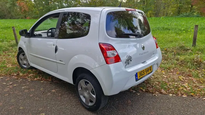 Renault Twingo 2010 photo 3