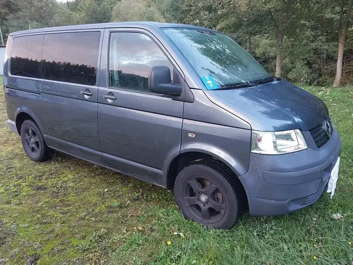 Volkswagen T5 Bus