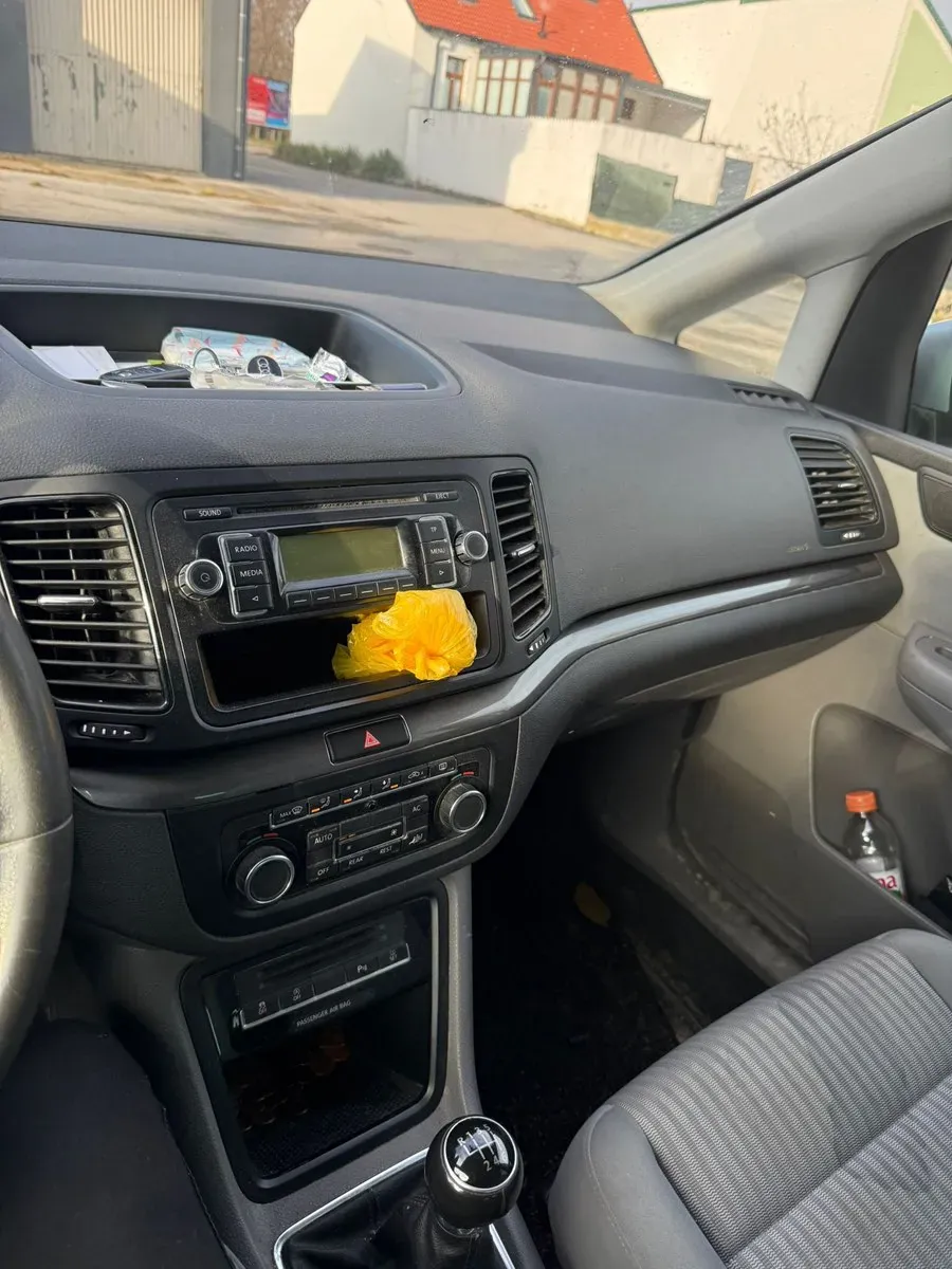 Seat Alhambra 2011 photo 3