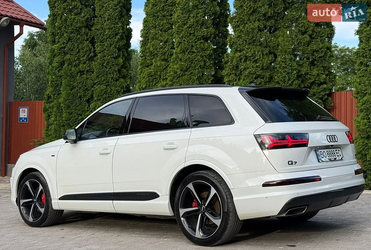 Audi Q7 2018 photo 5