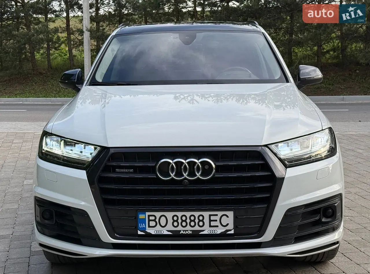 Audi Q7 2018 photo 2