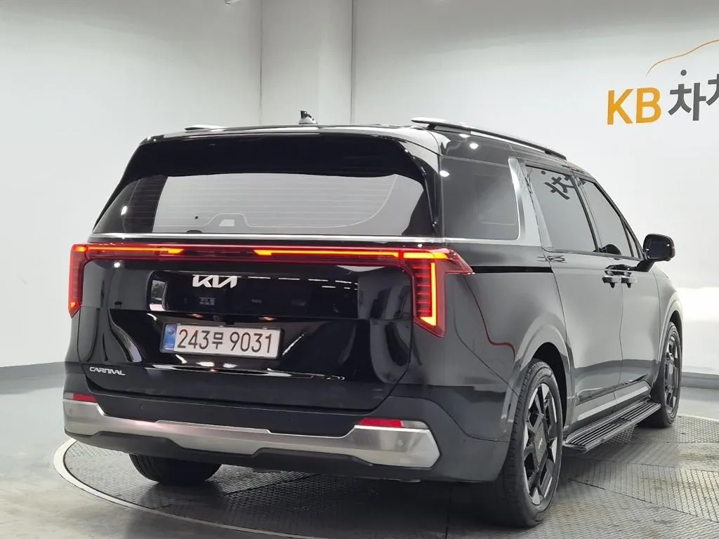 Kia Carnival 2026 photo 3