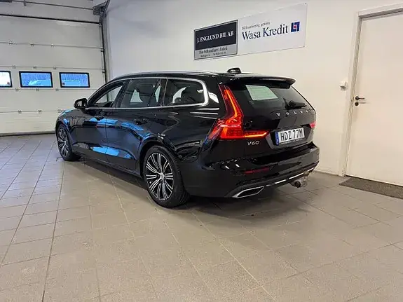 Volvo V60 2022 photo 3