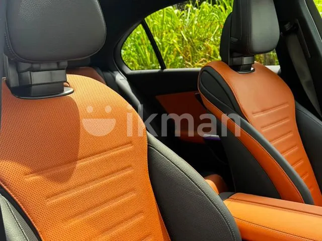 Mercedes-Benz C200 2026 photo 4