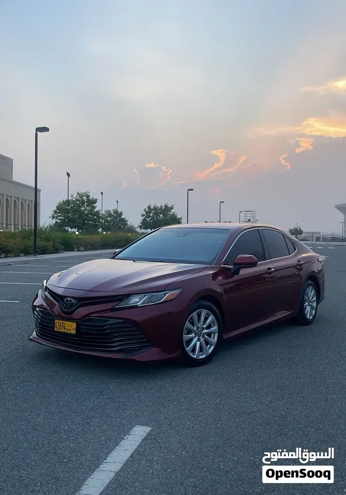 Toyota Camry 2018 photo 2