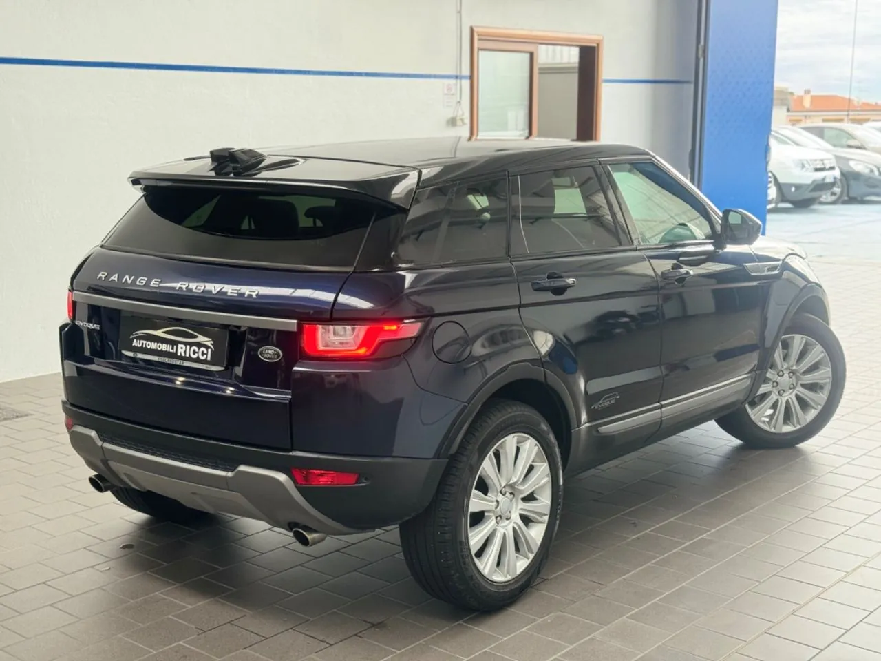 Land Rover Range Rover Evoque 2016 photo 4