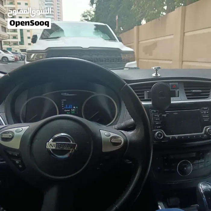 Nissan Sentra 2018 photo 5