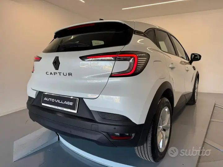 Renault Captur 2025 photo 5