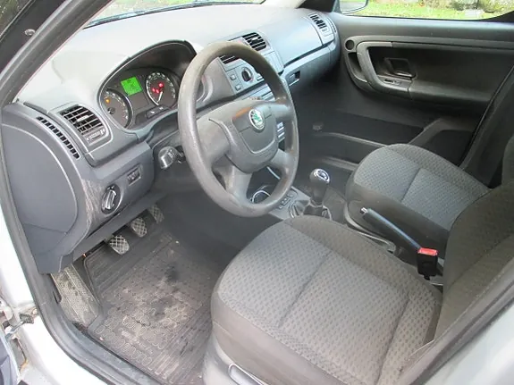 Skoda Roomster 2013 photo 5