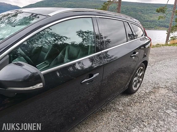 Volvo V60 2012 photo 3