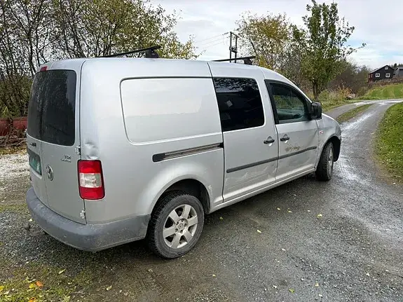 Volkswagen Caddy Maxi 2010 photo 4