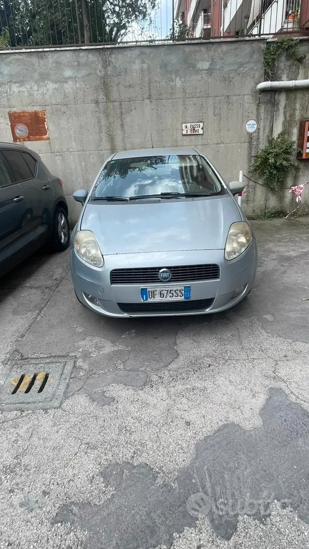 Fiat Grande Punto 2007 photo 4