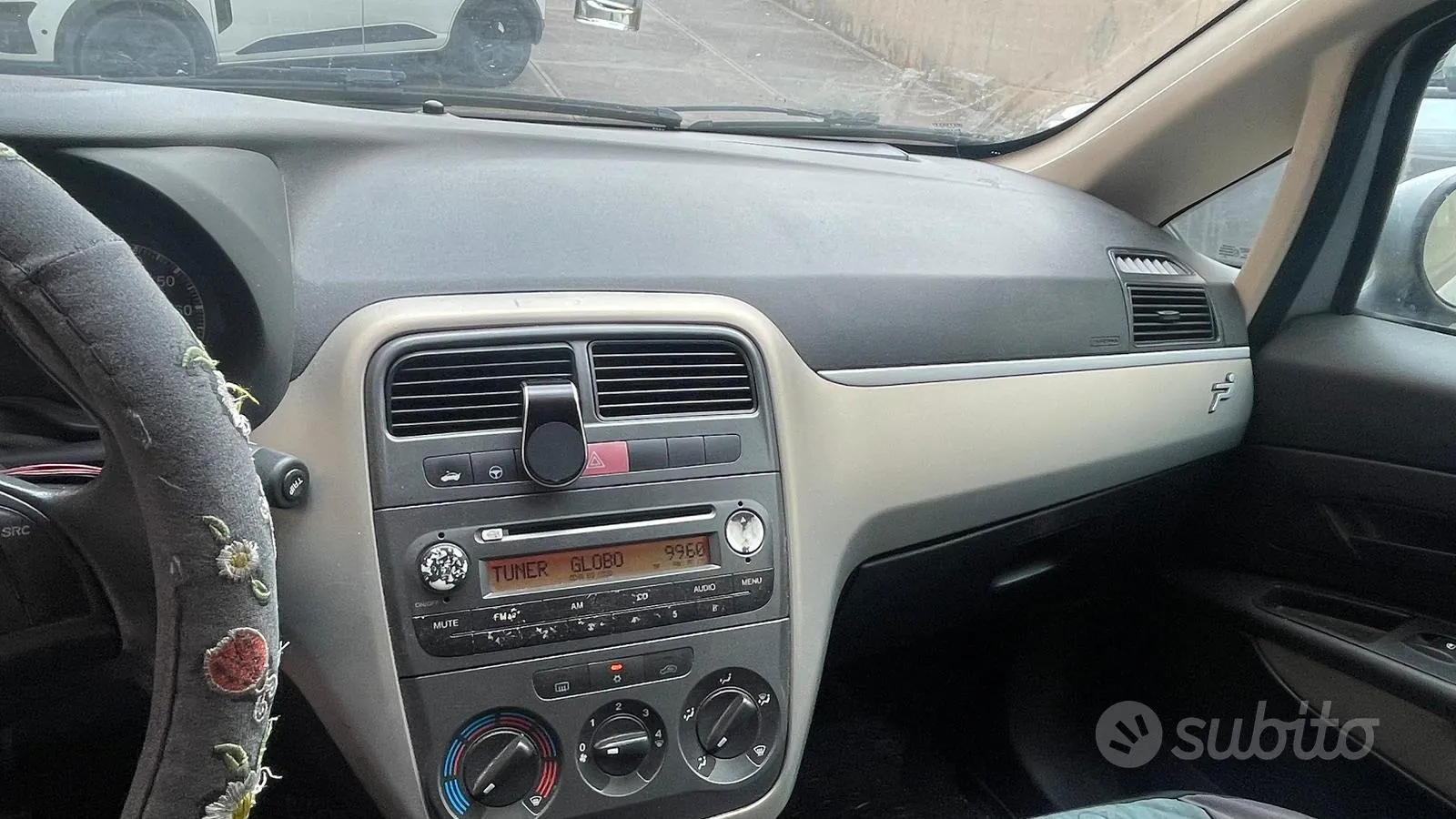 Fiat Grande Punto 2007 photo 5