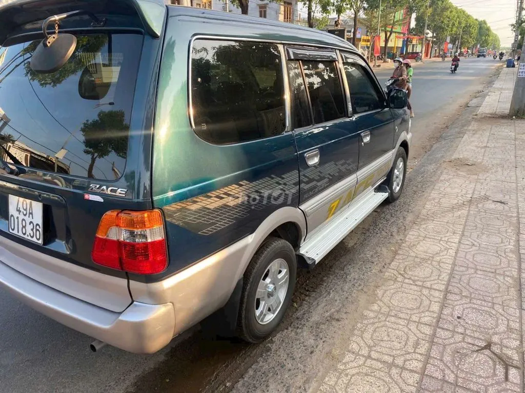 Toyota Zace 2004 photo 2