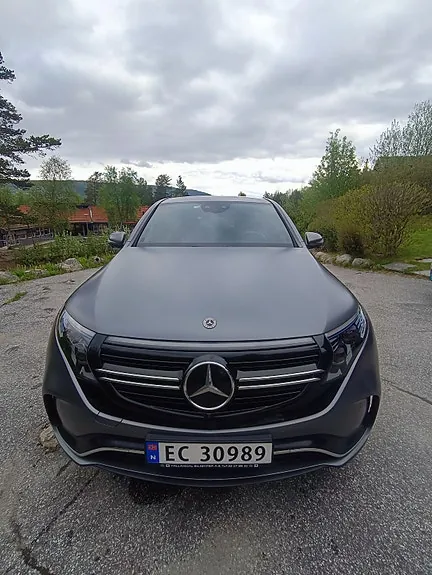 Mercedes-Benz Eqc400
