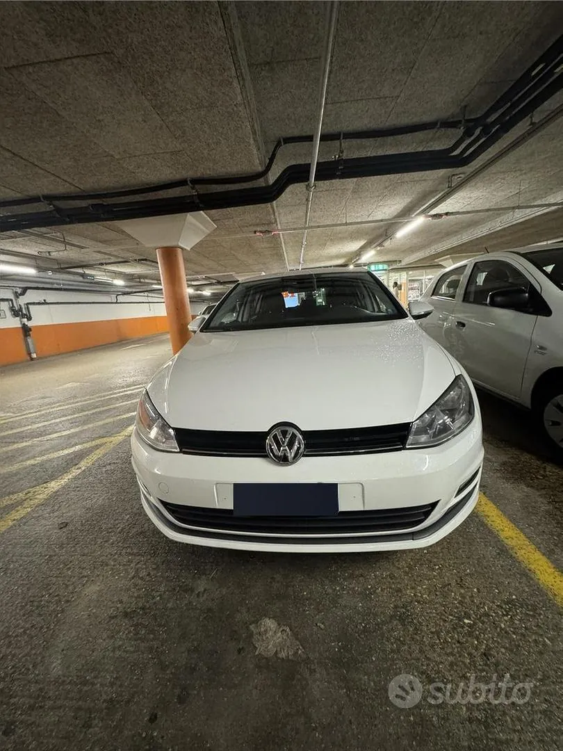 Volkswagen Golf 2013 photo 2