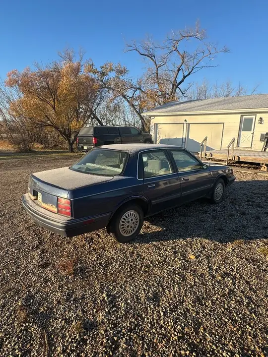 Oldsmobile Cutlass 1991 photo 4