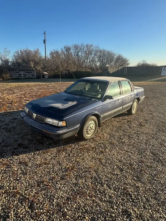 Oldsmobile Cutlass
