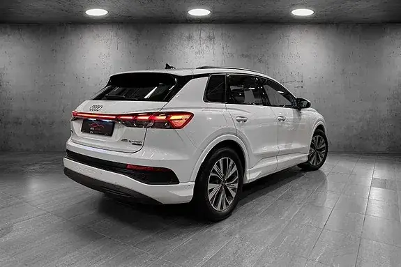 Audi Q4 E-Tron 2023 photo 5