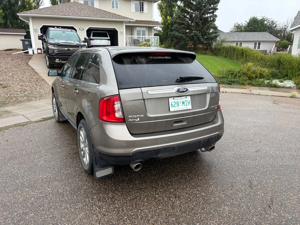 Ford Edge 2013 photo 2