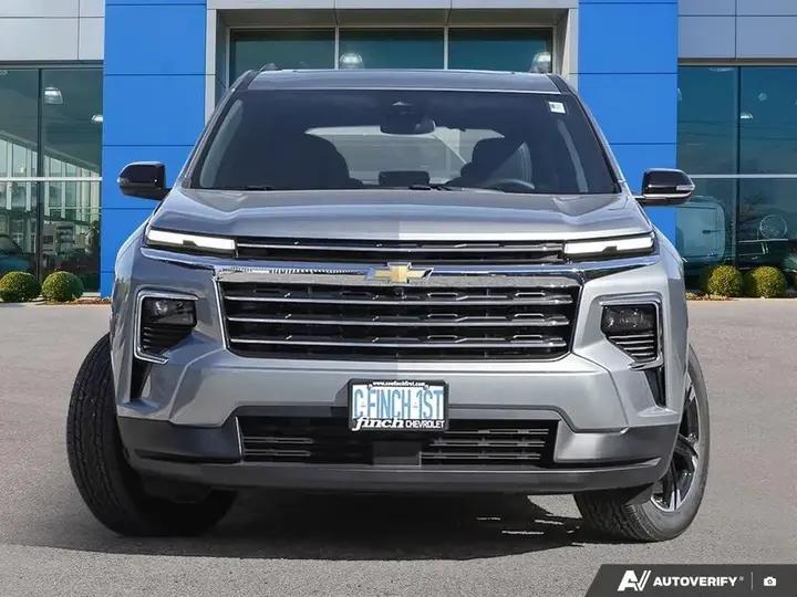 Chevrolet Traverse 2027 photo 2