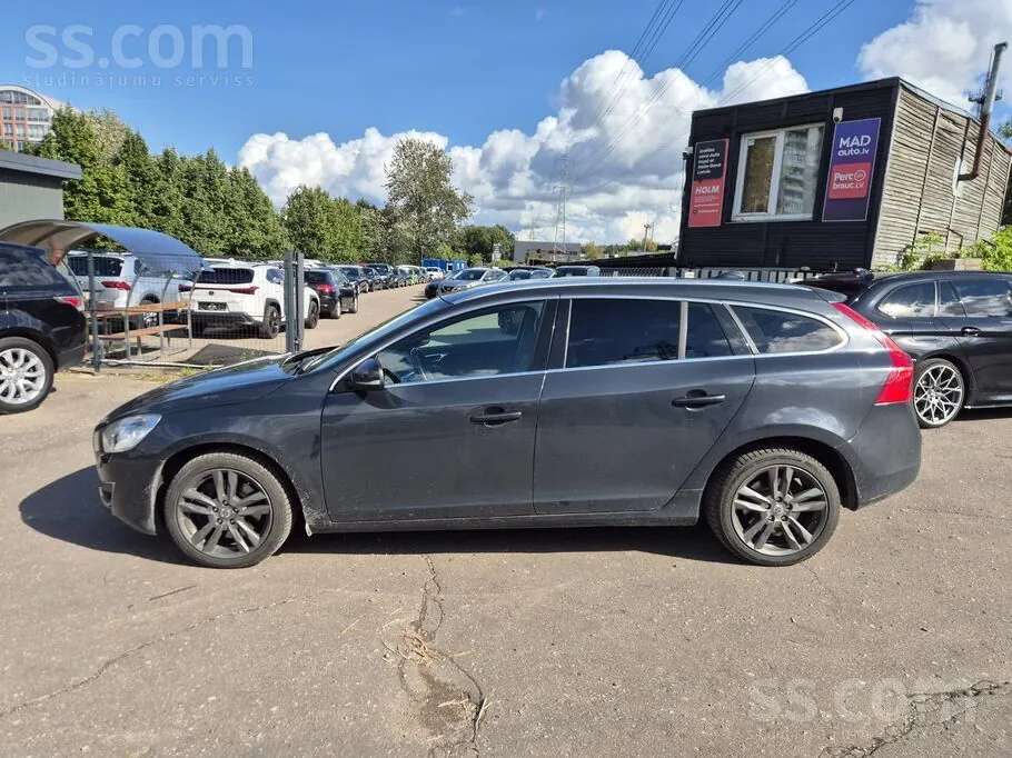 Volvo V60 2013 photo 4