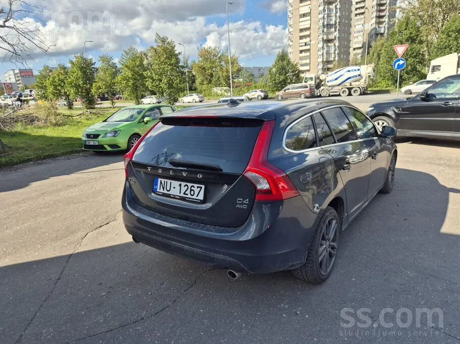Volvo V60 2013 photo 5