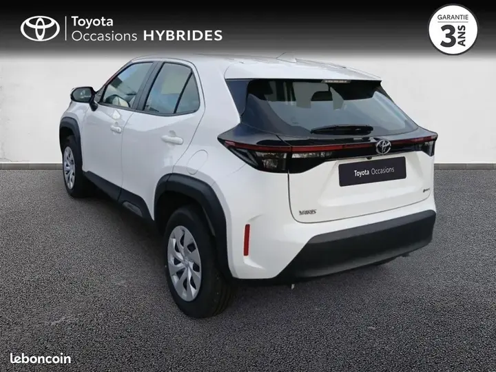 Toyota Yaris Cross 2025 photo 2