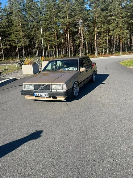Volvo 740 1988 photo 2