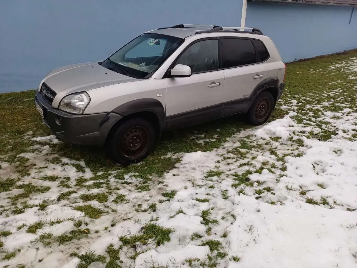 Hyundai Tucson 2005 photo 2