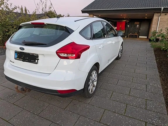 Ford Focus 2016 photo 3