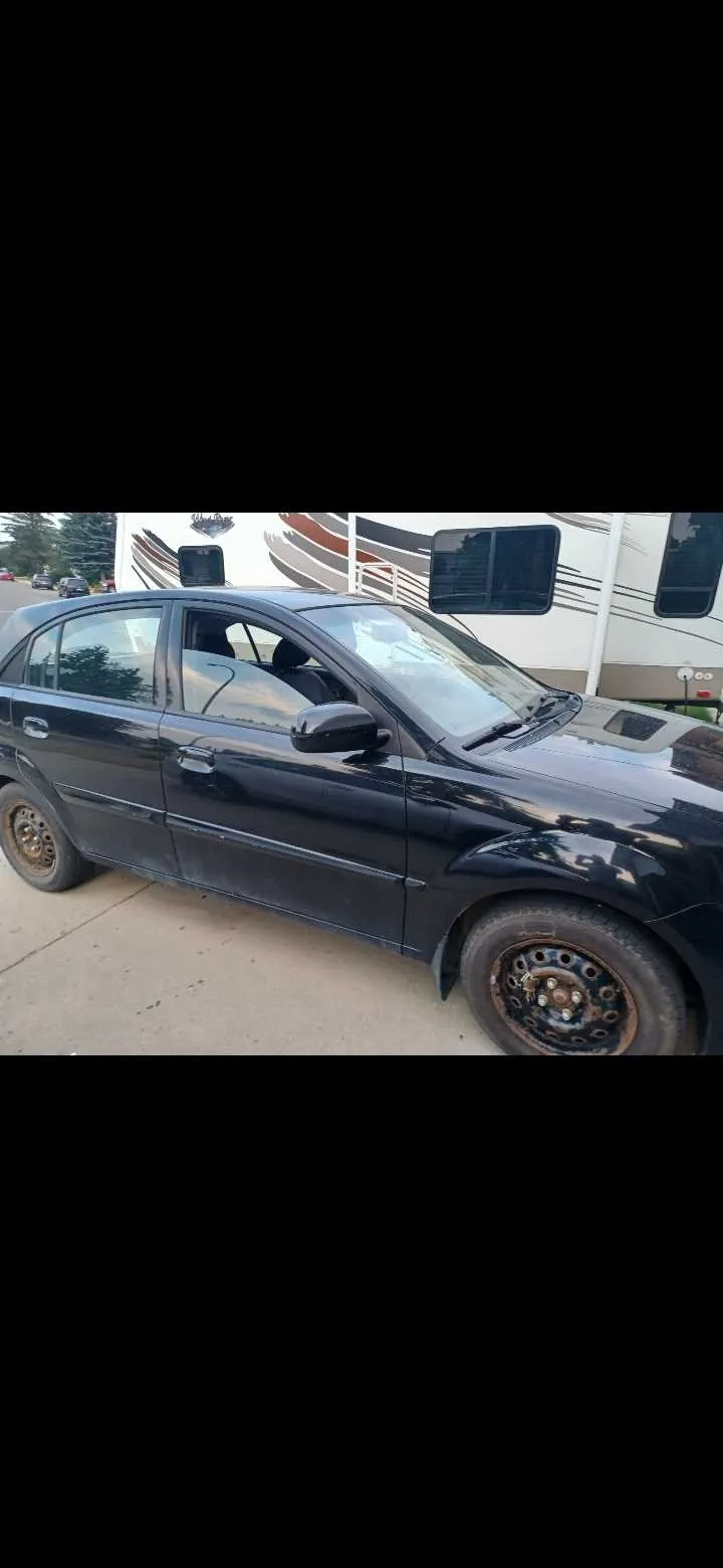 Kia Rio5 2010 photo 4
