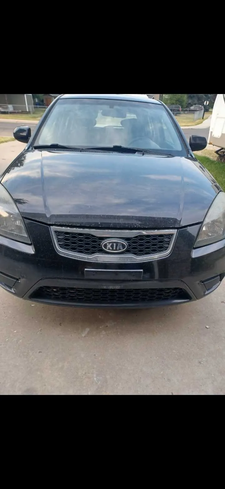 Kia Rio5 2010 photo 5