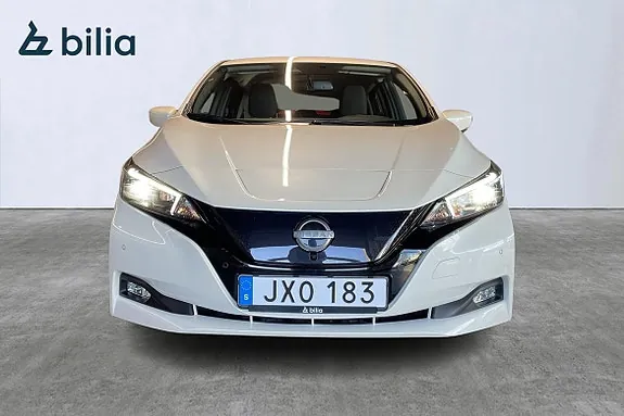 Nissan Leaf 2023 photo 2