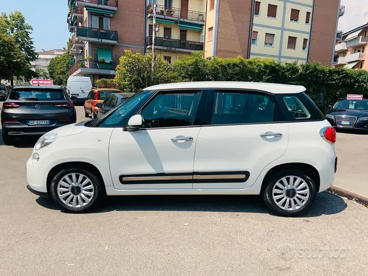 Fiat 500L 2014 photo 2