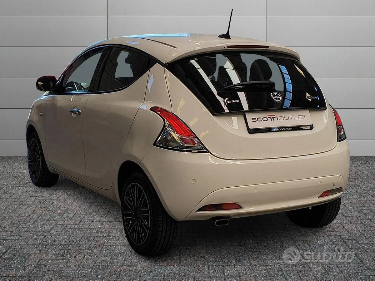 Lancia Ypsilon 2021 photo 4