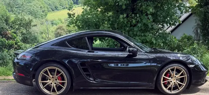 Porsche 718 Cayman 2018 photo 2