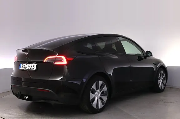 Tesla Model Y 2023 photo 5