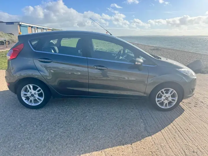 Ford Fiesta 2016 photo 4