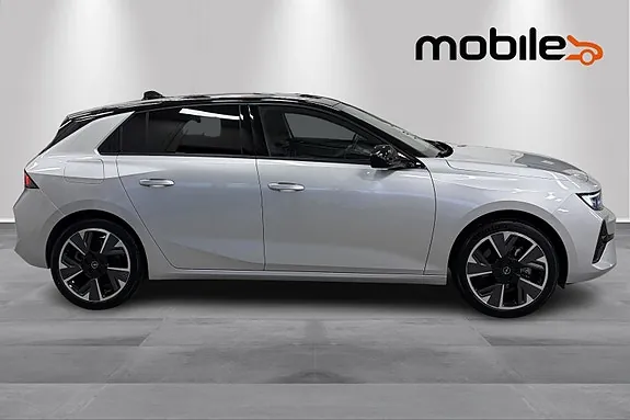 Opel Astra 2023 photo 3